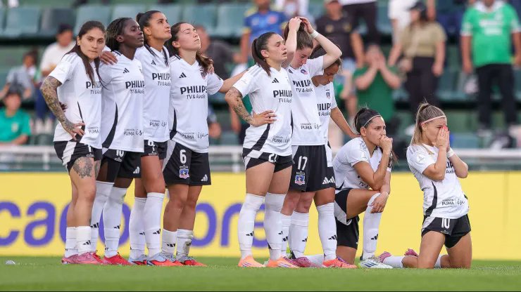 El plantel femenino de Colo-Colo habría sufrido una reducción en sus remuneraciones que correspondían al mes de diciembre

Las albas recibieron un bono en diciembre por ganar el torneo nacional. Este bono fue reducido SIN JUSTIFICACIÓN tanto a jugadoras, cuerpo técnico y staff
