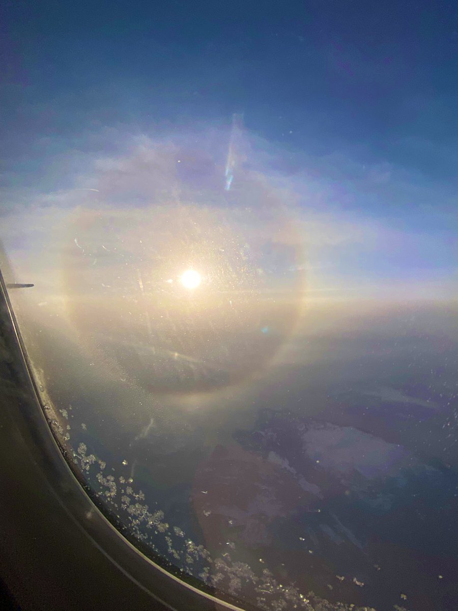 Check out the sun halo 

🎉 Giving away 1 USDC to 1 winners!
⏰ Ends in 24h

Join now 👇
1️⃣ RT this post
2️⃣ Follow me
3️⃣ Bind X account to your wallet via carv.io/cashie/partici…

Powered by x402 &amp; ERC-8004. <a href="/CashieCARV/">Cashie by CARV</a>

Payment Proof: d6acc75bcca8b92795

#Cashie #CARV #x402