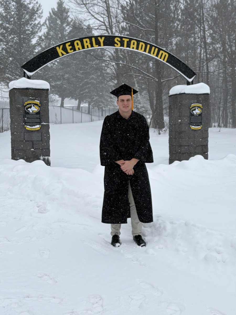 Andy Zeeman tweet media