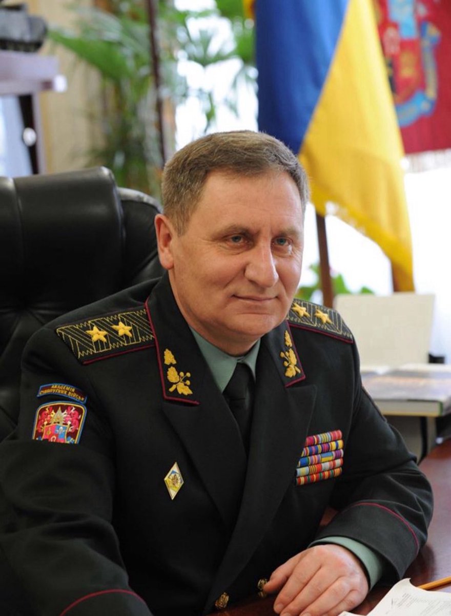 Нагадую, що серед обласних депутатів Львівської ради в антикорупційному комітеті знаходиться один з найбільших корупціонерів Львівщини та України загалом 

Корупціонер генерал-лейтенант Ткачук, який був вигнаний з посади, АЛЕ НЕ ПОКАРАНИЙ ЖОДНИМ ОРГАНОМ 

Сюр.