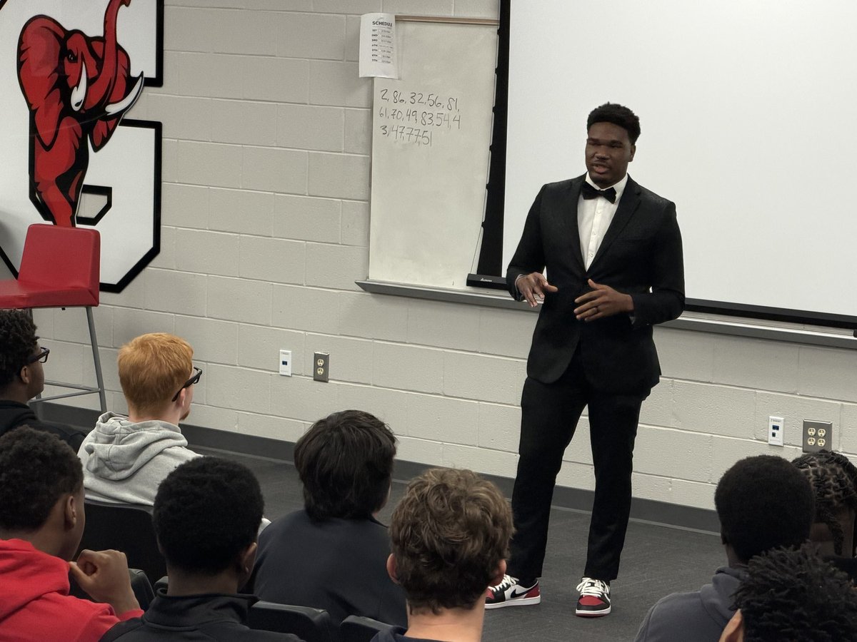 Go Red Elephants tweet media