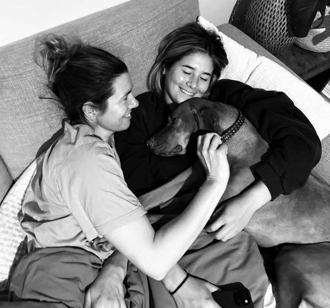 We are sorry to hear that Arsenal's Kyra Cooney-Cross' mother, Jess, has been diagnosed with stage 4 bile duct cancer. Kyra is returning to Australia to be with her family during this difficult time. Sending our best wishes to the Cooney-Cross family 😔💛

📸IG/kyracooneyx