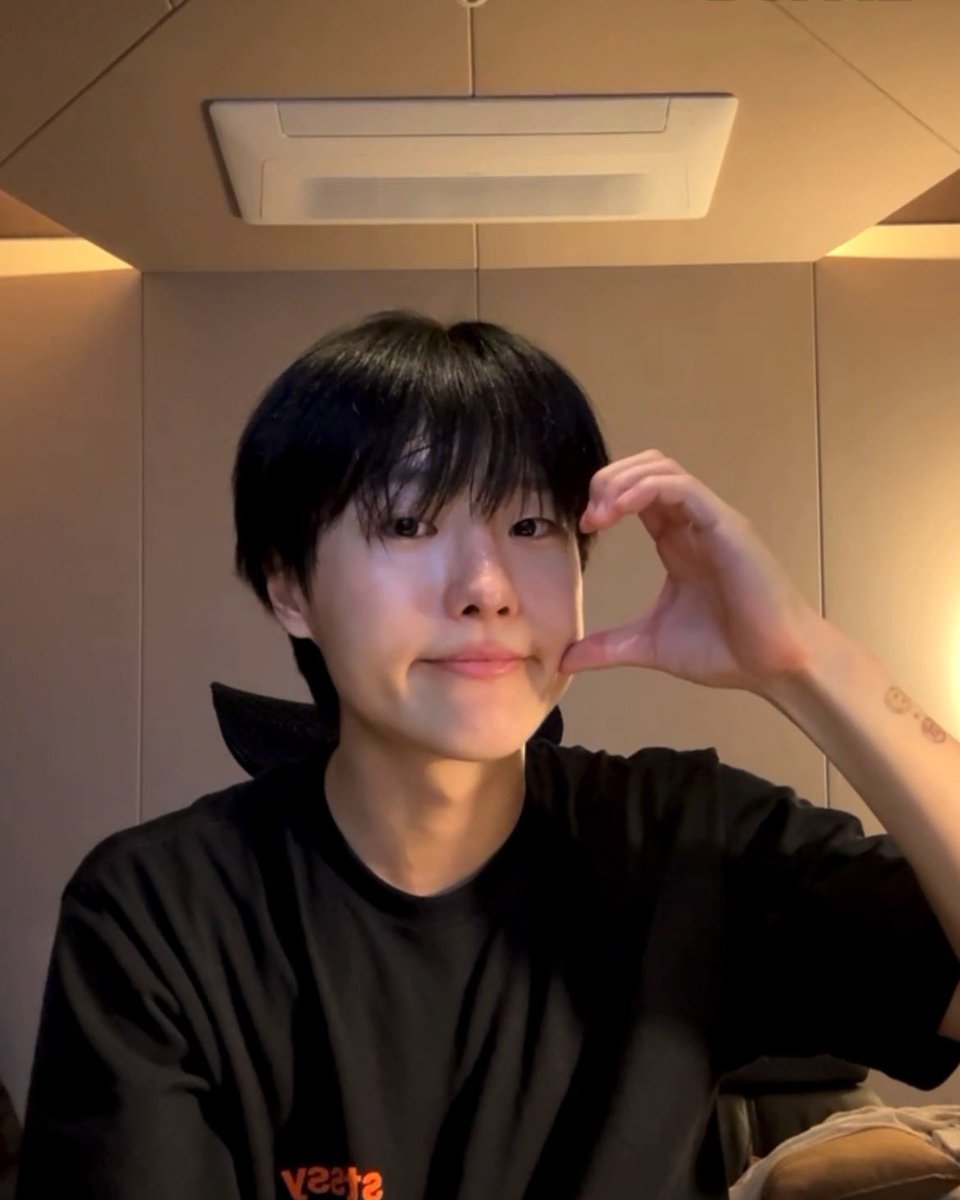 야옹 tweet media