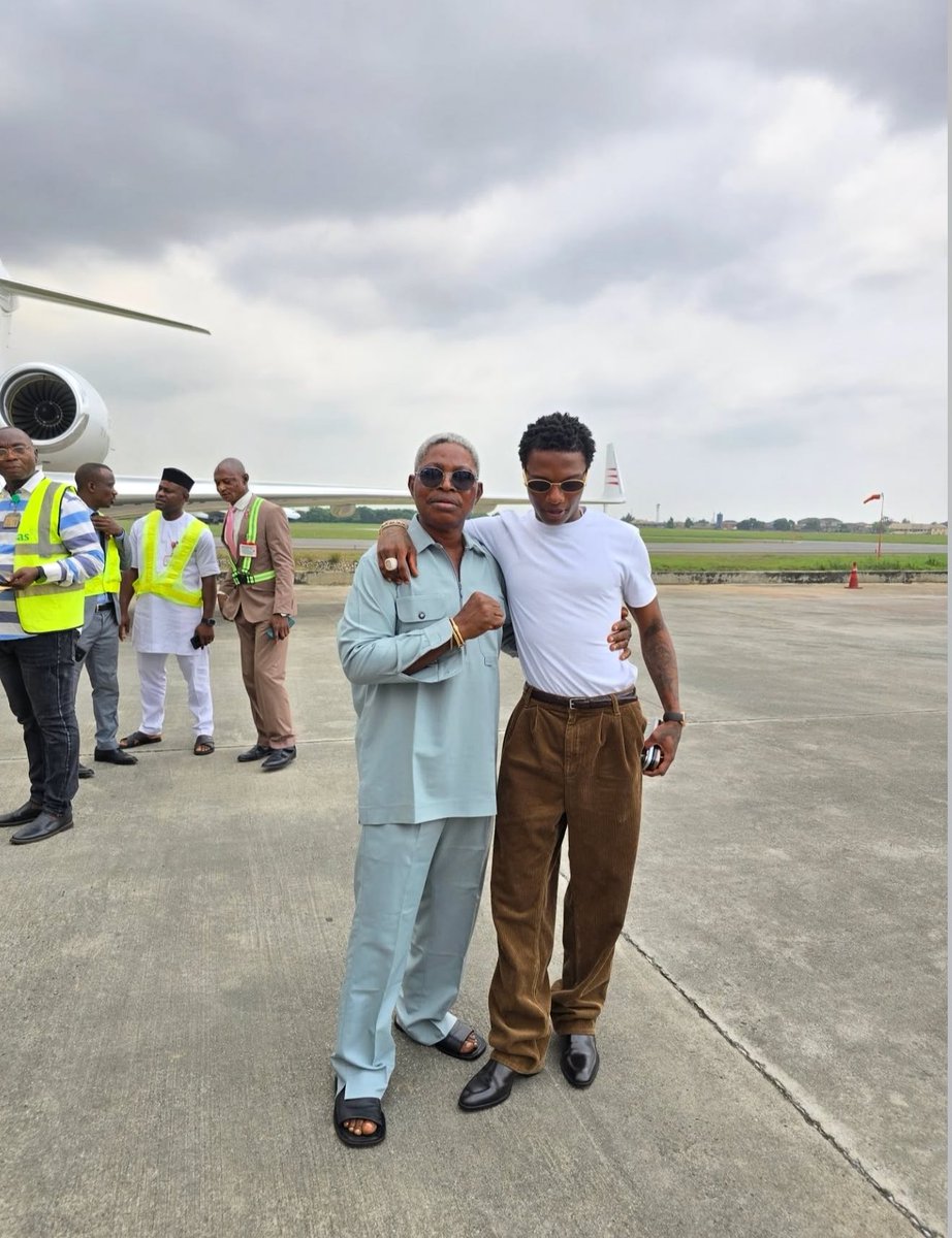 itzbasito's tweet image. Wizkid x Mr Sunday Are ❤️