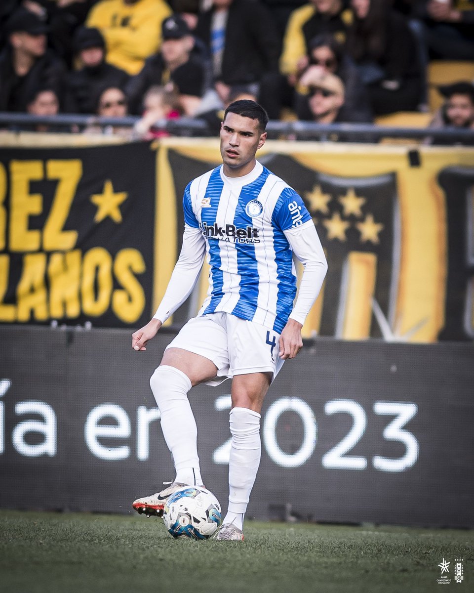 Se arma la dupla de zagueros de River.

Llegan Carlos Rodríguez, que viene de jugar en Deportes Iquique de Chile y Brian Ferrares que estuvo la última temporada en Cerro Largo.