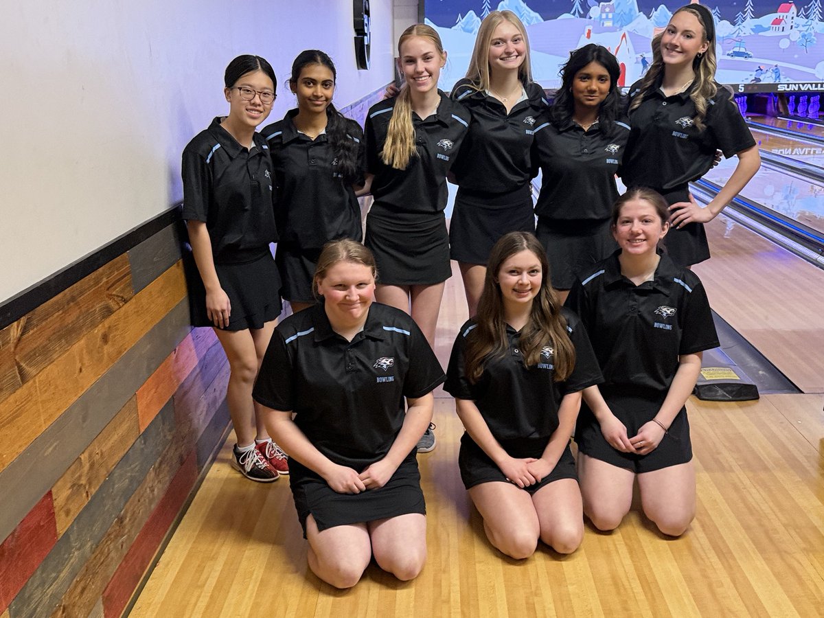 ENWolvesBowling's tweet image. It’s time for the Pius JV Invite 🎳🎳