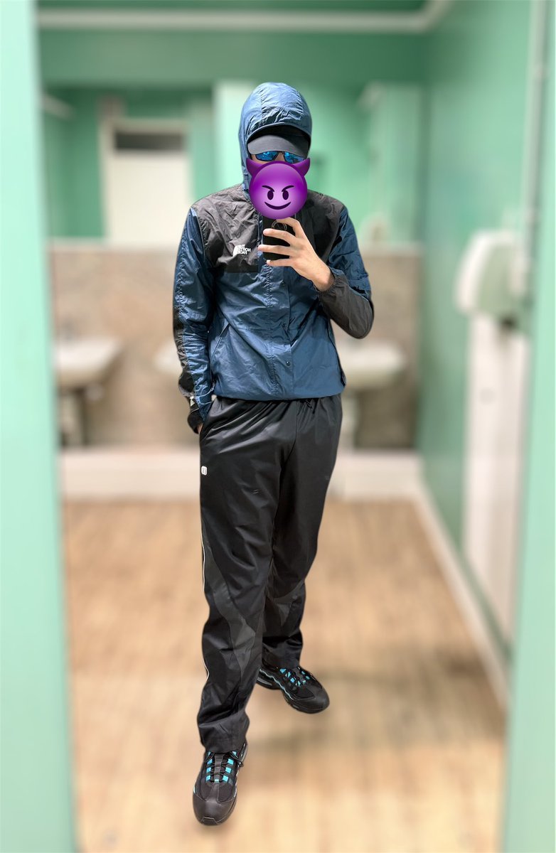 ScallyJayTN's tweet image. Trackies do most of the talking.
#scally #uklads #trackies #LadEnergy