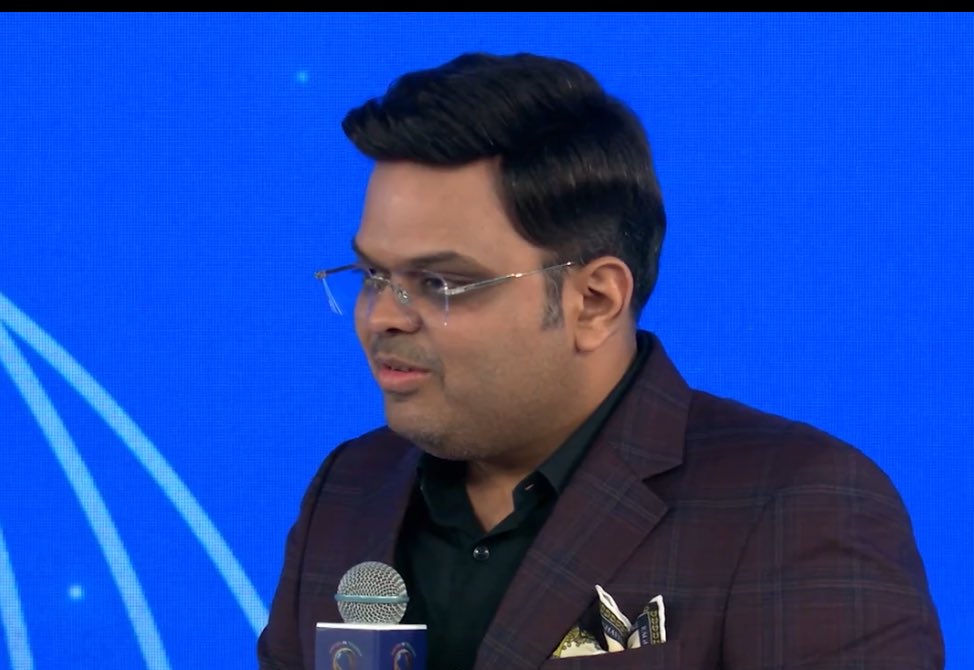 rushiii_12's tweet image. Jay Shah said : "Our captain(Rohit Sharma) is sitting here, and I will call him Captain because he has won two trophies for us. In 2023, we won 10 matches in a row and won everyone’s hearts, but we couldn’t win the trophy. After that, I said in Rajkot that this time we will win…