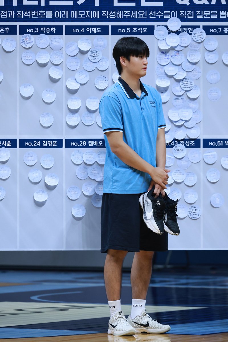 8ightprotector's tweet image. 내 8번 생일 축하해 🥳
다정한 하루 보내🍀🍀