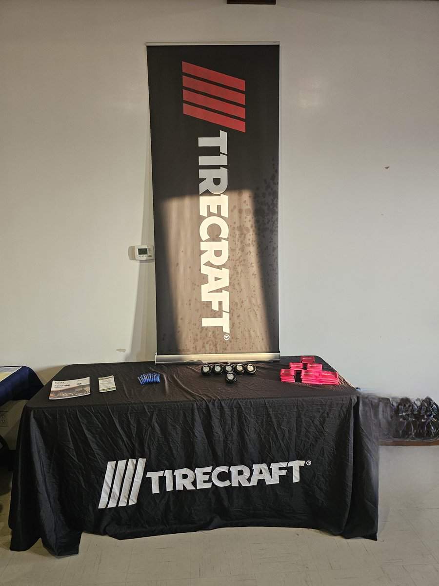 YourAgTireGuy's tweet image. Great to represent @Tirecraft at the Elgin @OntarioSoilCrop AGM. Full room of attendees and sponsors, great conversations, and always a great meal. Proud to support the #ontag community. 🚜🌾

#AgTwitter #ProgressiveFarming #AgCommunity #FarmEquipment #AgEvents #illgetyourolling