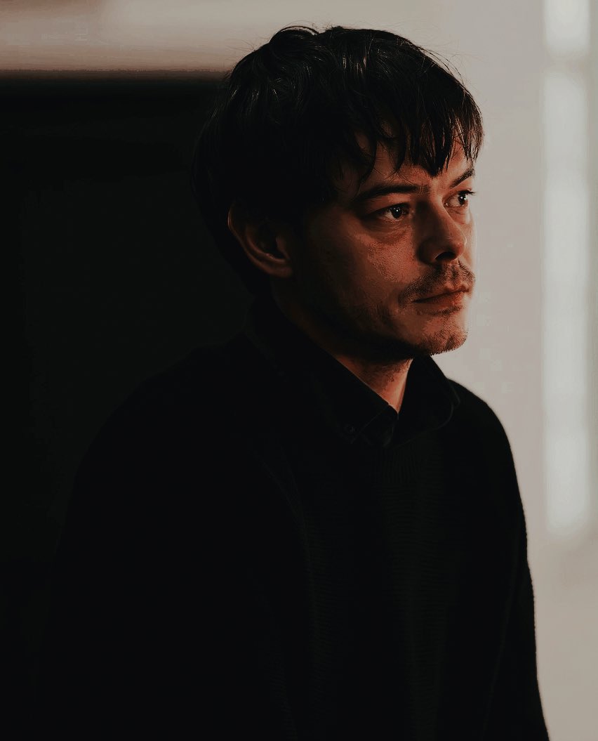 charliercss's tweet image. industry — season 4. 
premiering this sunday.