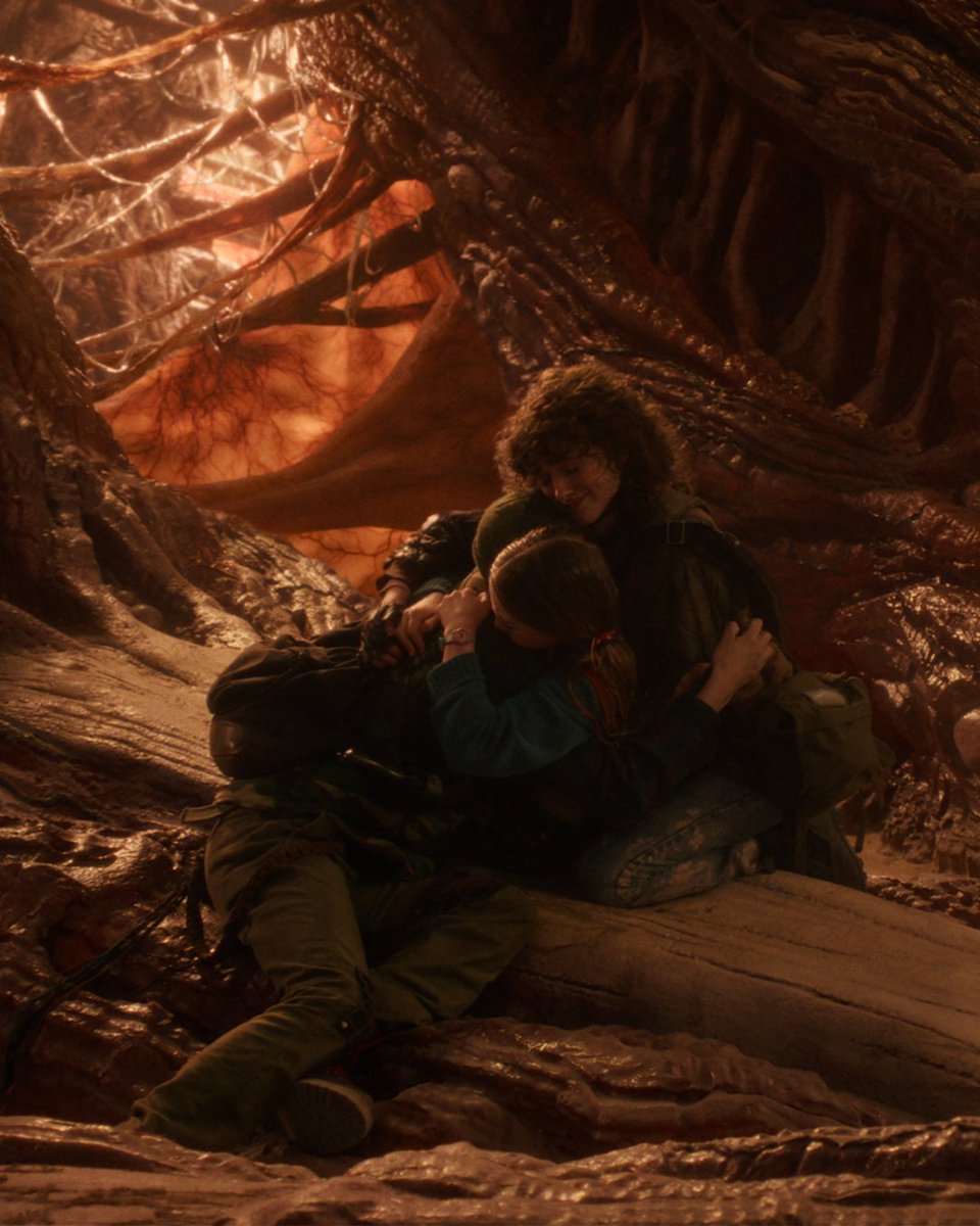 NetflixBrasil's tweet image. Nancy 💗 Holly 💗 Mike 💗