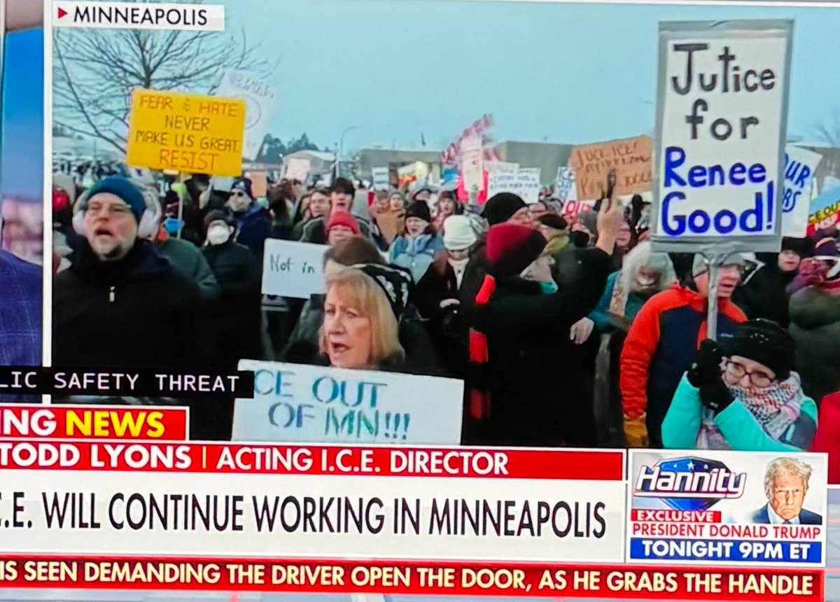 MZHemingway's tweet image. The MN teachers dominating the anti-law enforcement protests can’t spell, unsurprisingly.