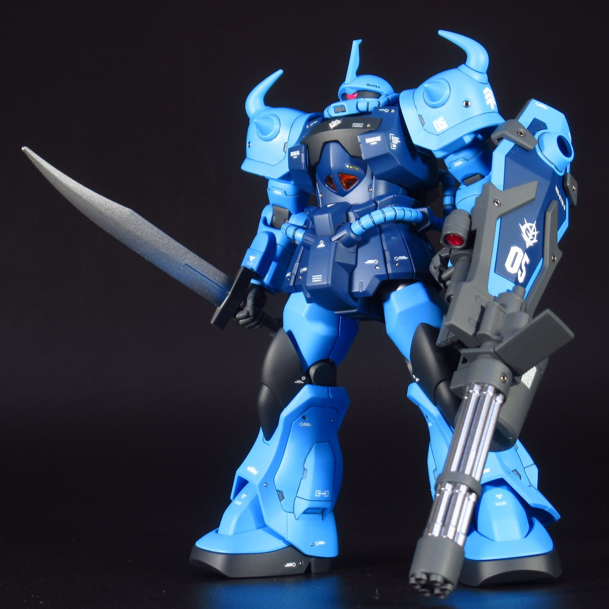 のぶ@MG 1/00 ジョニー・ライデン専用ザク完成🎊 (@gunplatreasure