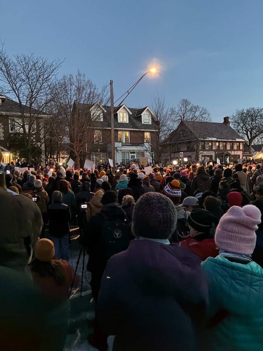Thousands of Minnesotans gathered last night to honor Renee Nicole Good. We will never accept tha...
