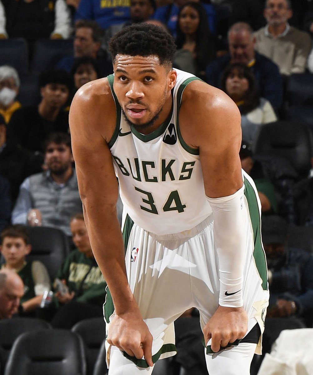 TheDunkCentral's tweet image. Giannis Antetokounmpo SHUTS DOWN all trade talk 

"There will never be a chance, and there will never be a moment, that I will come out and say 'I want a trade.' That's not … in … my … nature. OK? ... I am invested in this team."

(H/t @ClutchPoints , via @sam_amick,…