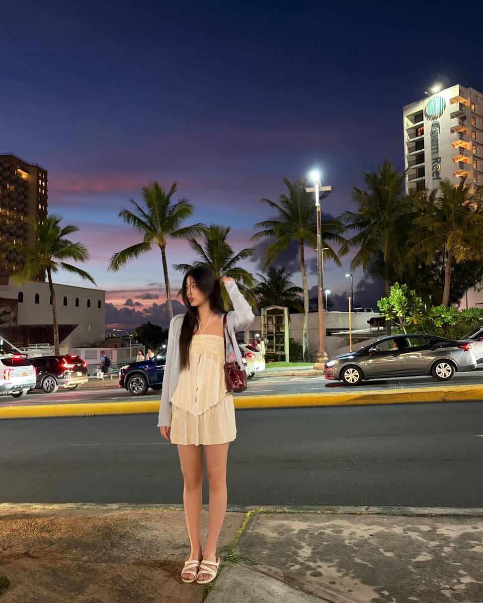 yxccvks's tweet image. 청순하시다