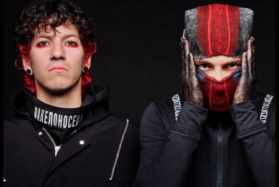 THEJUDGEOHNO's tweet image. WHAT WAS IN THE AIR FOR BREACH PHOTOSHOOT MY GOSH