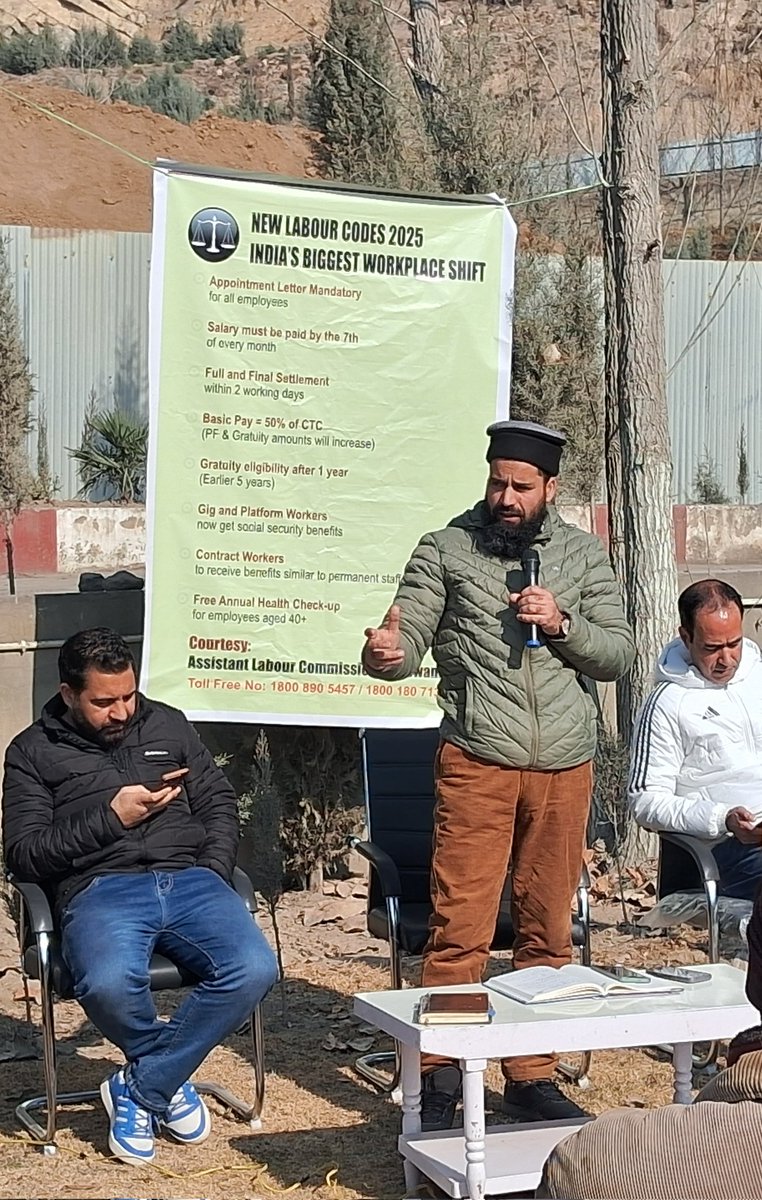 Assistant Labour Commissioner Pulwama tweet media