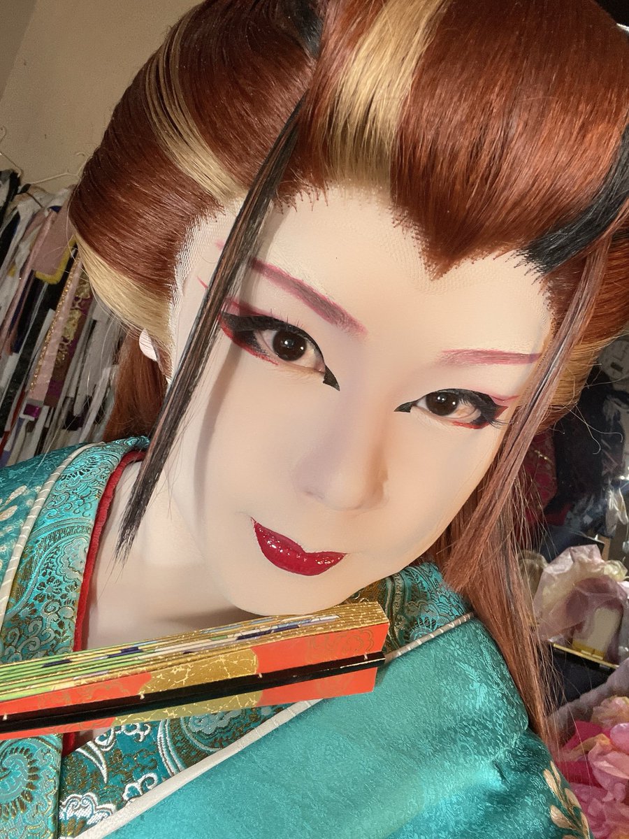 #劇団錦
#カムイ龍虎

 劇団錦1月ゲスト、イベントの宣伝です✨

13日
三代目 南條隆
プレジデント　勇希
花形　一條　春乙
二代目　南條　影虎
一條　刀舞

14日
劇団殿下　六三四殿下

17.18日
大和一也

19日
カムイ祭り

20日
はやと祭り

22日
劇団殿下　六三四祐作

25日