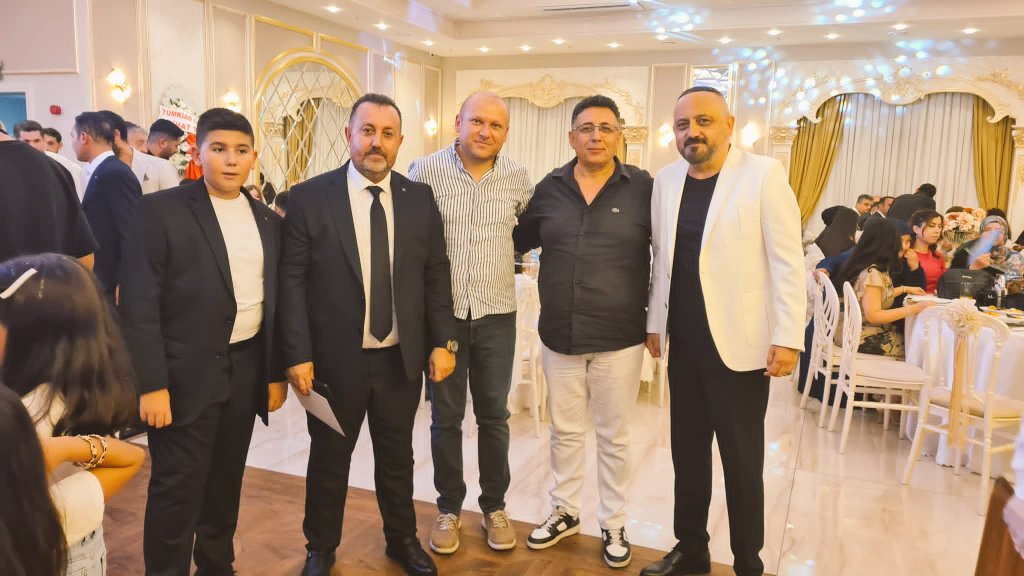 Rasim KUZU
Ne yapıyorsak Sivas kangal için yapıyoruz her yerde olmaya.calisiyoruz sahaya hakim.degilsen  başarılı olamazsın