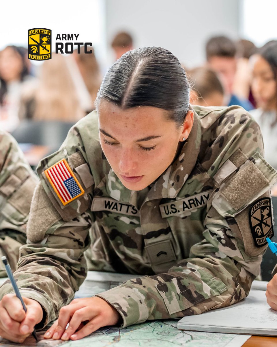 JoinArmyROTC tweet media