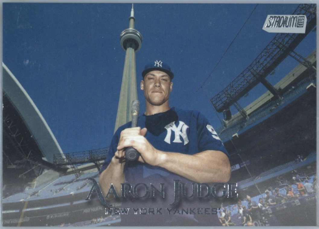 Card #9/365: 2021 Panini Noir Sneaker Spotlight Signature Vince