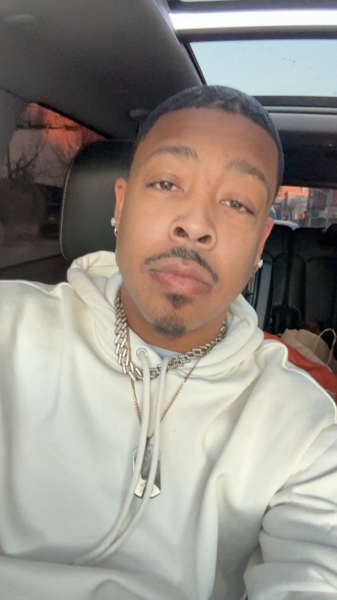 Sirtwonp tweet media