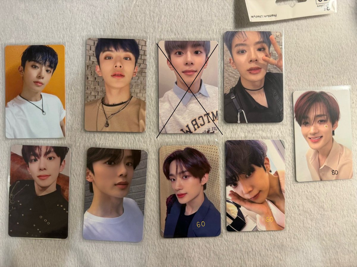 hellothings_'s tweet photo. คังมินใบละ 100
ยงซึง 60, 80
ดงฮอน 50

ส่งฟรีค่า 
#ตลาดนัดVERIVERY https://t.co/Utq9Jlib4K