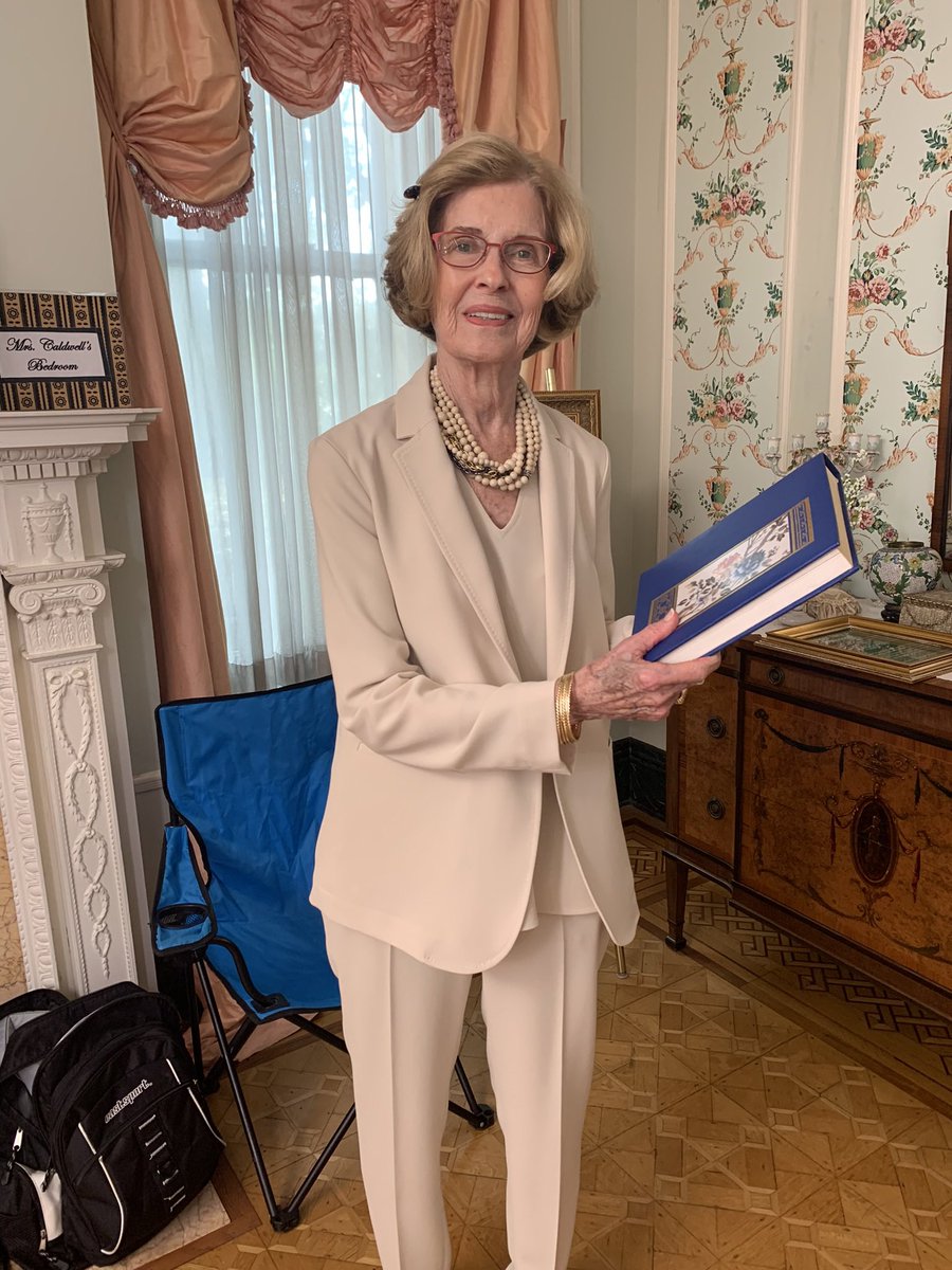 Several former ABA people who appear in the upcoming Amazon Prime docuseries passed away since the production of the Series wrapped. 

The upcoming telling of the League will be, in large part, in their Honor. 

Pictured here: Henry Logan, Nancy Leonard, Ellie Brown 🙏❤️😞