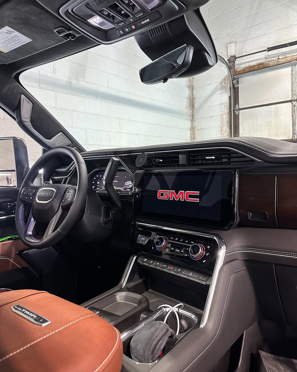 Corey Jones tweet media