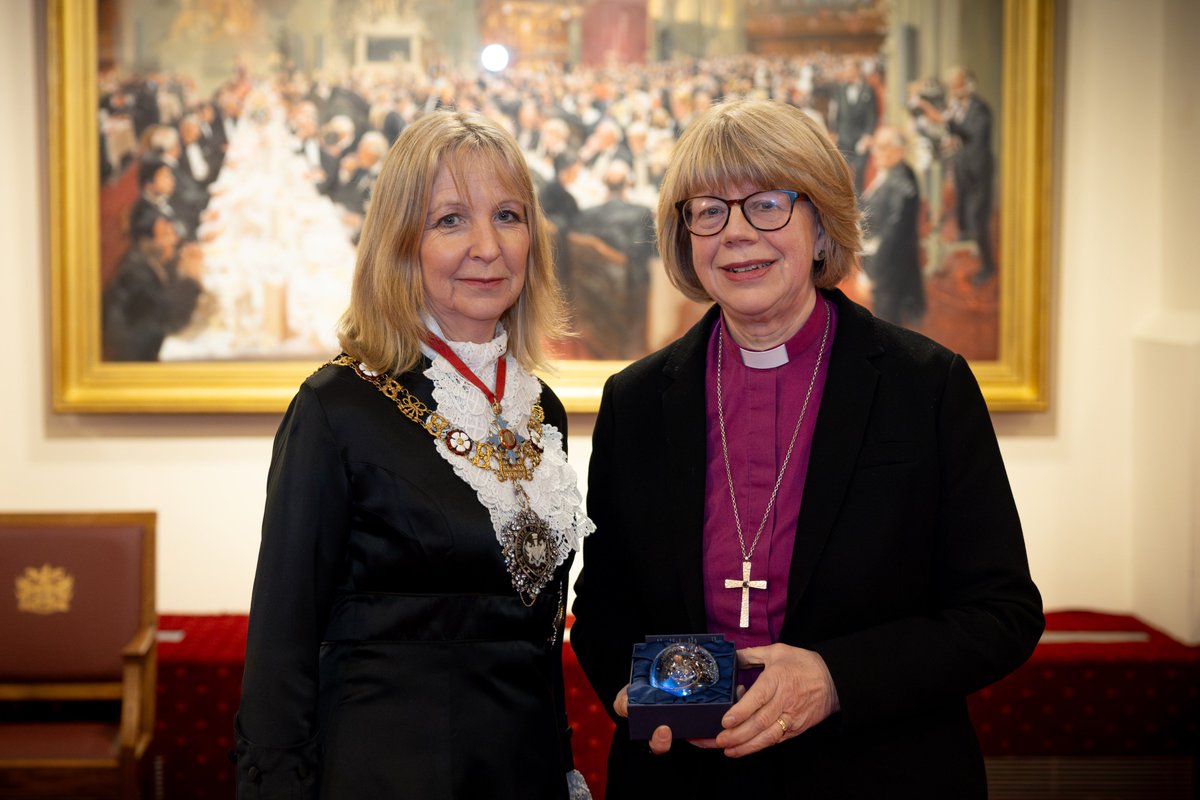 City of London tweet media