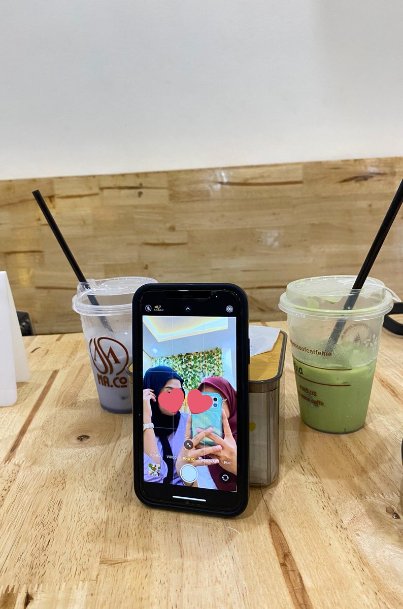 itsmoonlyn's tweet image. Matcha and taro girl✨