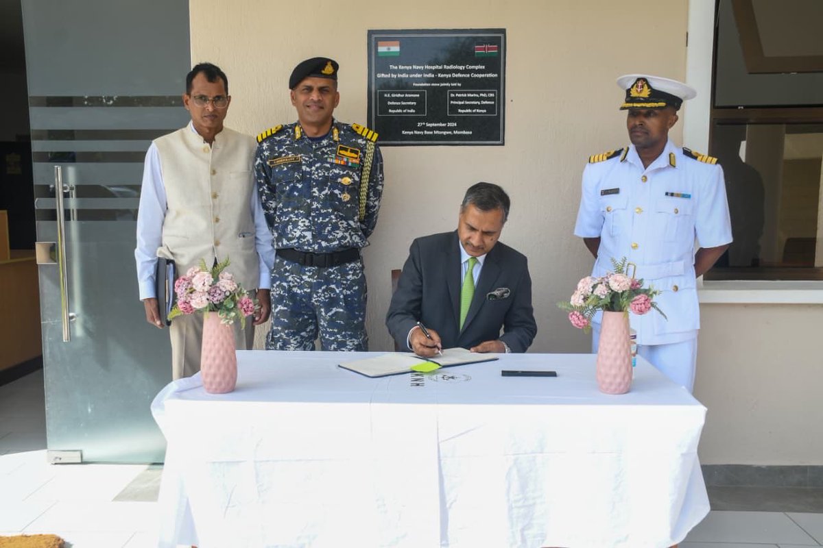 IndiainKenya's tweet photo. High Commissioner @AdarshSwaika1 visited the CT Scan Radiology Complex of the Kenya Navy, commissioned in 2025 under grant assistance by Government of India, underscoring India’s commitment to defence healthcare cooperation and capacity building with friendly partner countries. 
🇮🇳🤝🇰🇪
@MEAIndia @kdfinfo @SpokespersonMoD @ahcimombasa