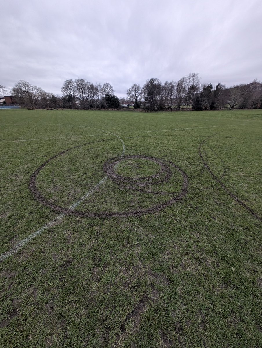 Old Rivingtonians FC Mens. tweet media