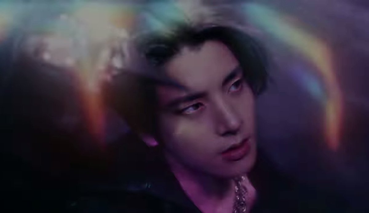 letsg000oooo's tweet image. 좋다...