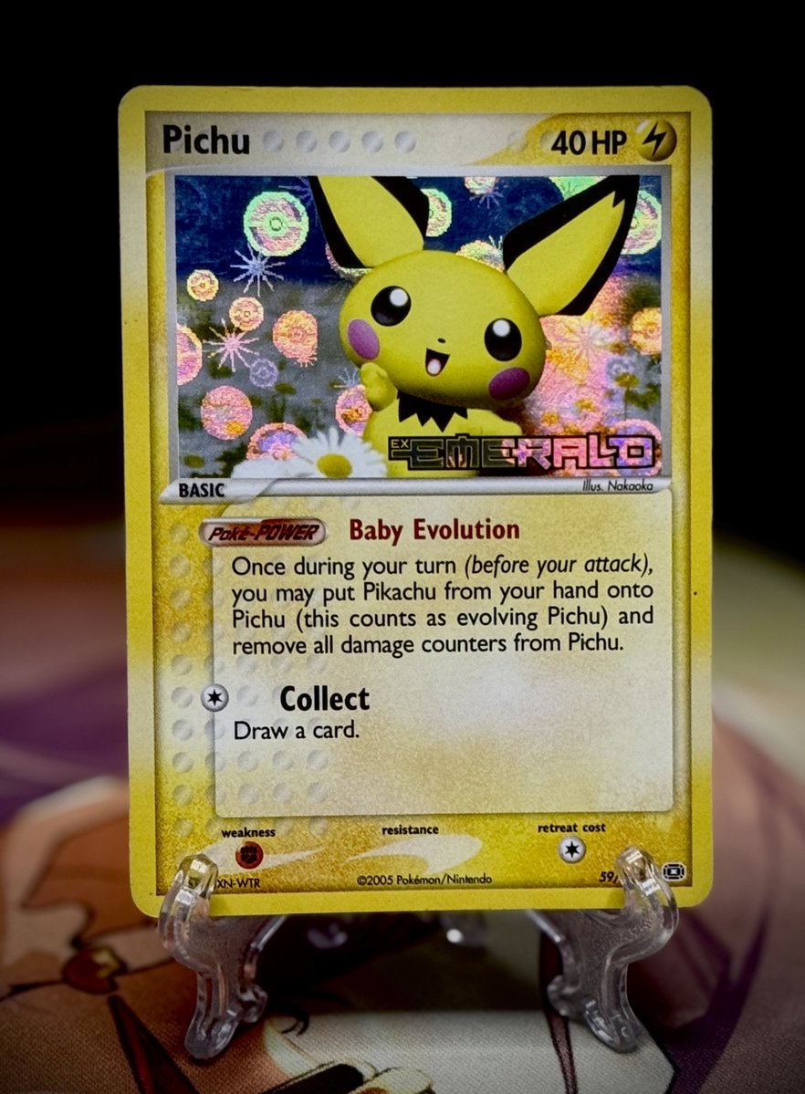 Day 340 of posting a Stamped Reverse Holofoil! 

Today we have this Pichu from the set ex Emerald!

Fun fact this card was stolen out of the mail so I had to buy a second copy 🥲

ANYWAYS PLEASE SHARE THE JOY OF POKEMON STAMPED REVERSE HOLOFOILS WITH ALL!