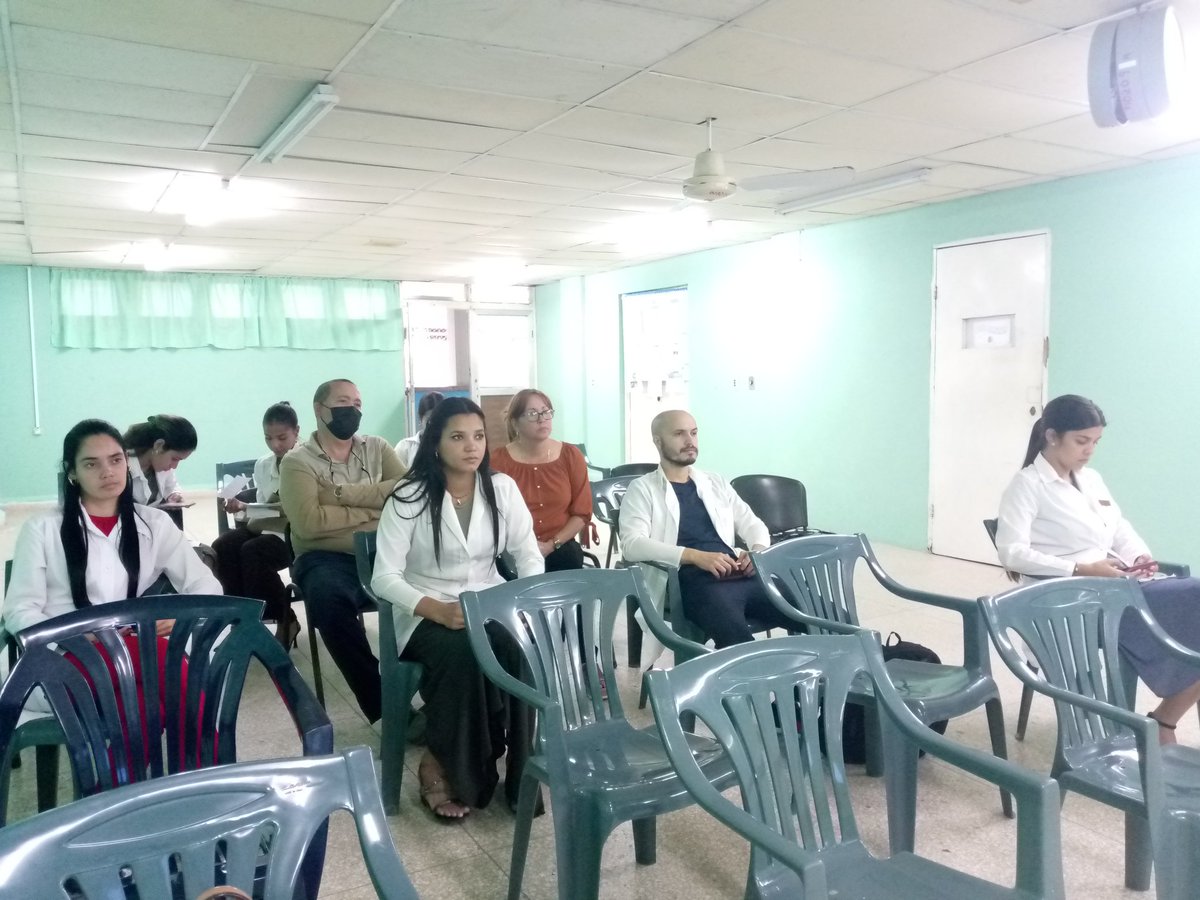 👩‍⚕️La especialidad de Neonatología avanza en la formación, la Dra. Heidy Gretel Polonco Llacer presenta su protocolo de investigación, titulado: Prevalencia de malformaciones congénitas en el servicio de Neonatología del #HospitalGuevara <a href="/MINSAPCuba/">Ministerio de Salud Pública de Cuba</a> <a href="/JLAparicioDr/">Dr. José Luis Aparicio Suárez</a> <a href="/PenaRabiel/">Rabiel Cárdenas Peña</a>
