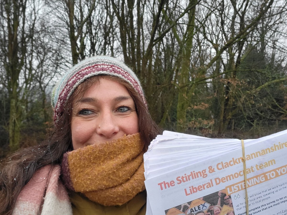 Another day, another Dollar. Actually it's the same Dollar, just snowy today! Two pairs of gloves, two pairs of socks, one hat, one scarf &amp; lots of soggy surveys: fun in the snow! #scotlibdems