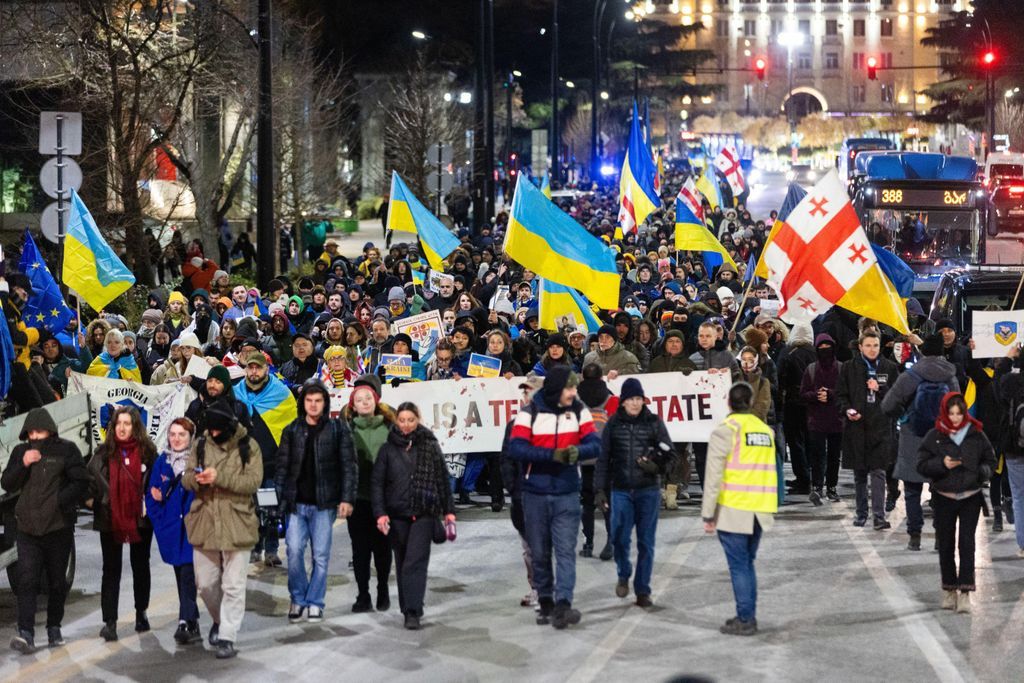 Parlimag's tweet image. As the US strike in Venezuela shocked much of the West, many Eastern Europeans reacted with a different kind of indignation — not simply condemnation, but frustration at what they saw as historical amnesia about Russia’s ongoing war in Ukraine, writes @IAIonline senior fellow…