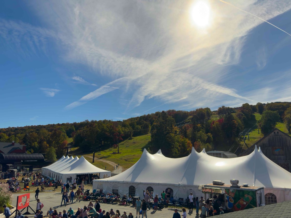 New year means new events!
🍺 Vermont Beer &amp; Chili Stroll, Mar 27th
🎆 Independence Day Celebration, July 2nd
🫐 Vermont Blueberry Festival, July 31st-Aug 9th
🥣 Vermont Wine &amp; Harvest Soup Stroll, Sept 18th
🍷 Vermont Wine &amp; Harvest Festival, Sept 19th
🔗 visitvermont.com/events/