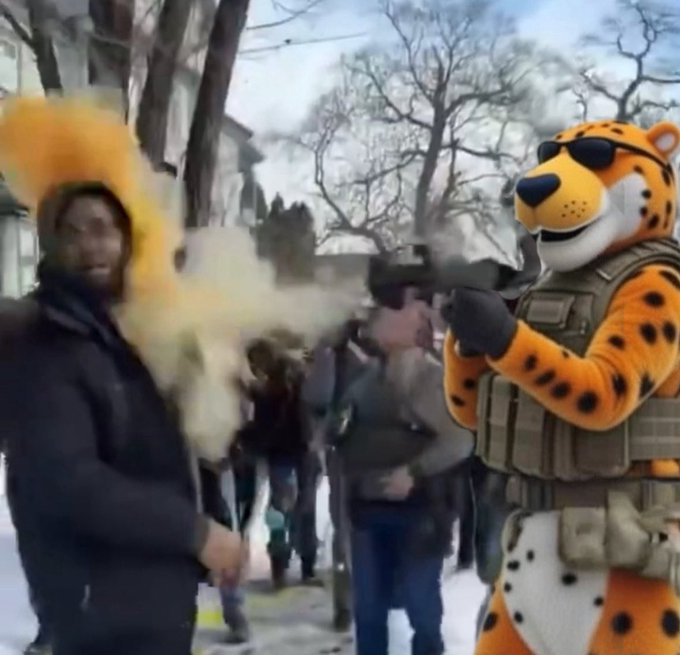 gorilla_rape's tweet image. it aint easy being cheesy