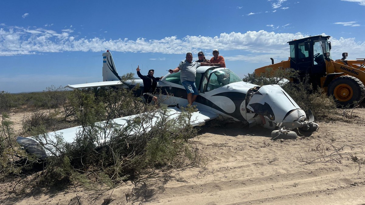 DARIOLOPREITE's tweet image. ATENCION OSDE
joaquin y su esposa sufrieron un accidente con su avión en San Antonio oeste, ambos tienen multiples fracturas. Necesitan traslado aereo desde Viedma a  Arroyo Seco donde viven. Osde no responde