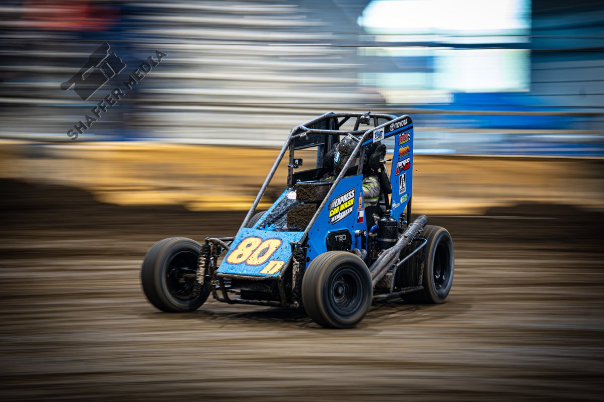 ShafferVoice's tweet image. Almost time for the Chili Bowl! One of my favorite events I go to every year. If you're a race fan of any discipline, it has to be on your bucket list!

Even if you're one of those fun-hating, fender cars only folks! 

#ChiliBowl #Racing #tulsa