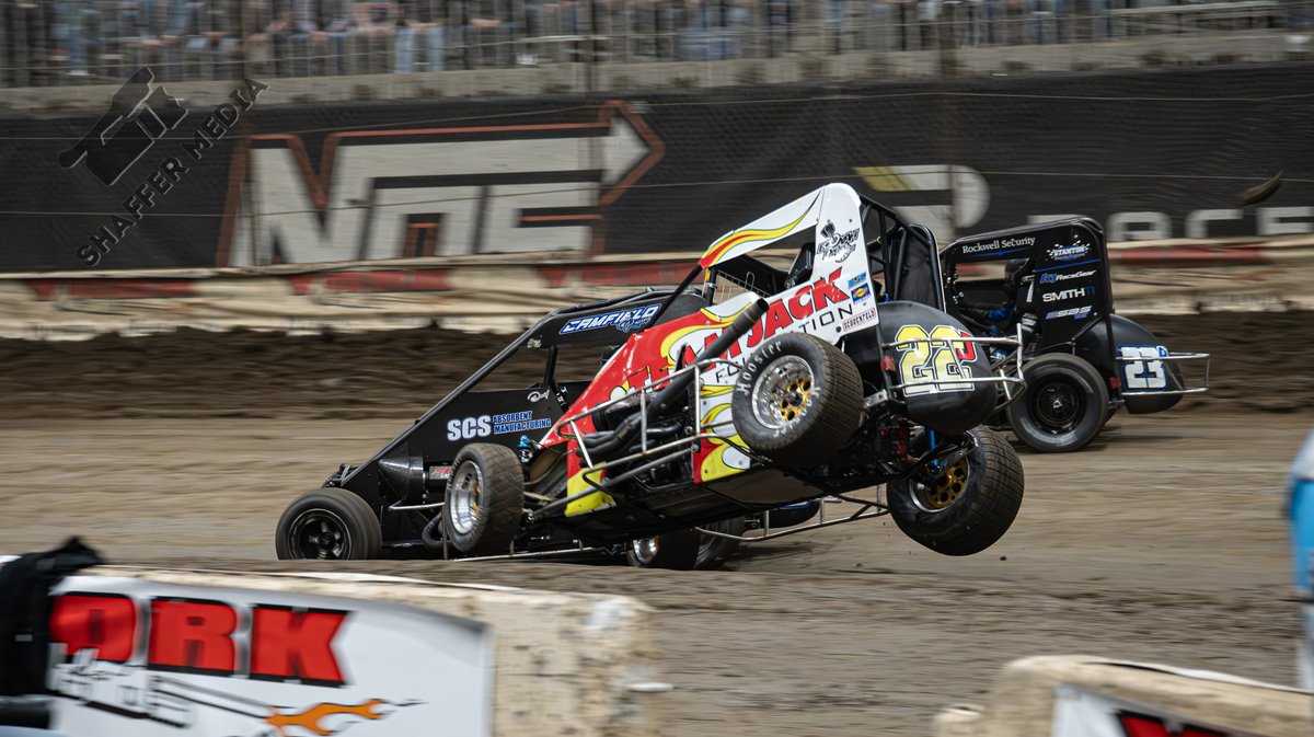 ShafferVoice's tweet image. Almost time for the Chili Bowl! One of my favorite events I go to every year. If you're a race fan of any discipline, it has to be on your bucket list!

Even if you're one of those fun-hating, fender cars only folks! 

#ChiliBowl #Racing #tulsa