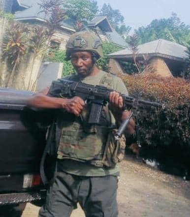 💜La rencontre impressionnante à #Rutshuru avec ce #katangais valeureux qui a quitté le katanga a pied, deux mois après au mois d'avril 2025 il a rejoint l'armée révolutionnaire congolaise #ARC <a href="/afcongo/">AFC-Alliance Fleuve Congo</a> /M23, aujourd'hui il est devenu l'homme le plus incontournable de rutshuru 💪🏽