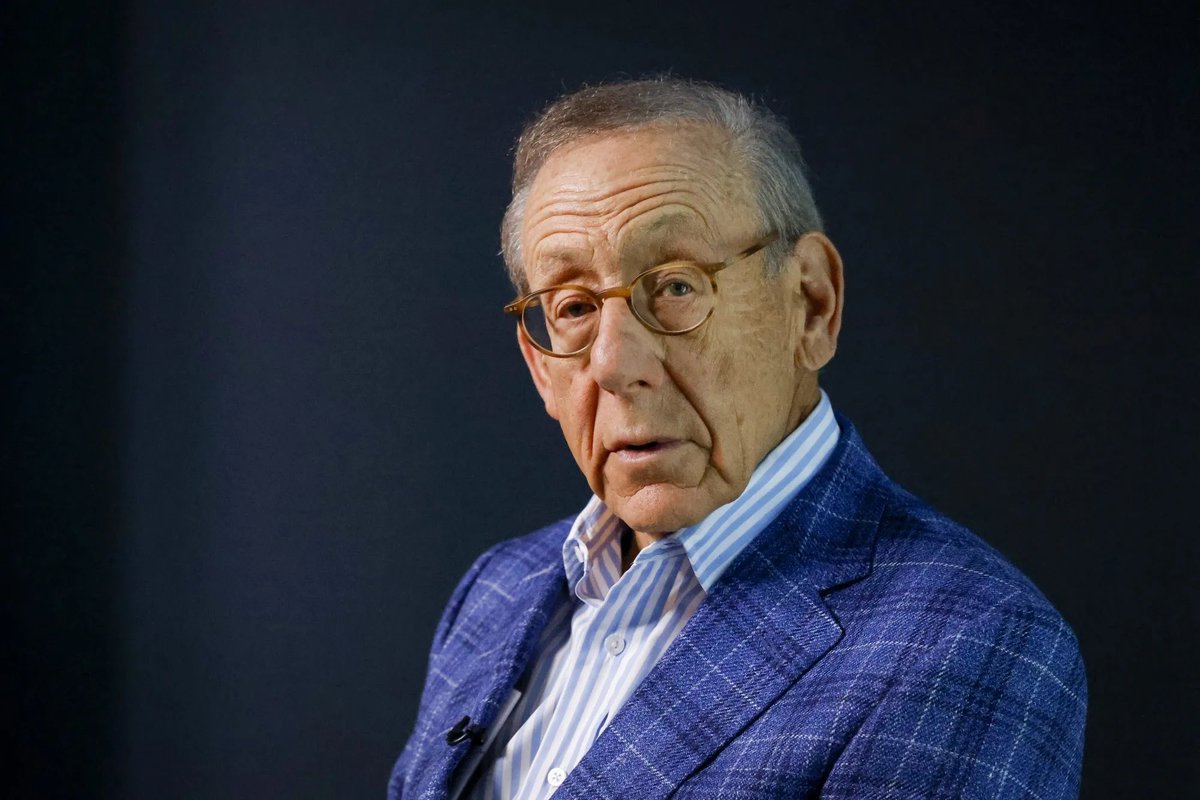 FinsXtra's tweet image. 🚨 BREAKING: Miami Dolphins are expected to make a decision on their new GM by tomorrow. (@JeffDarlington) #PhinsUp