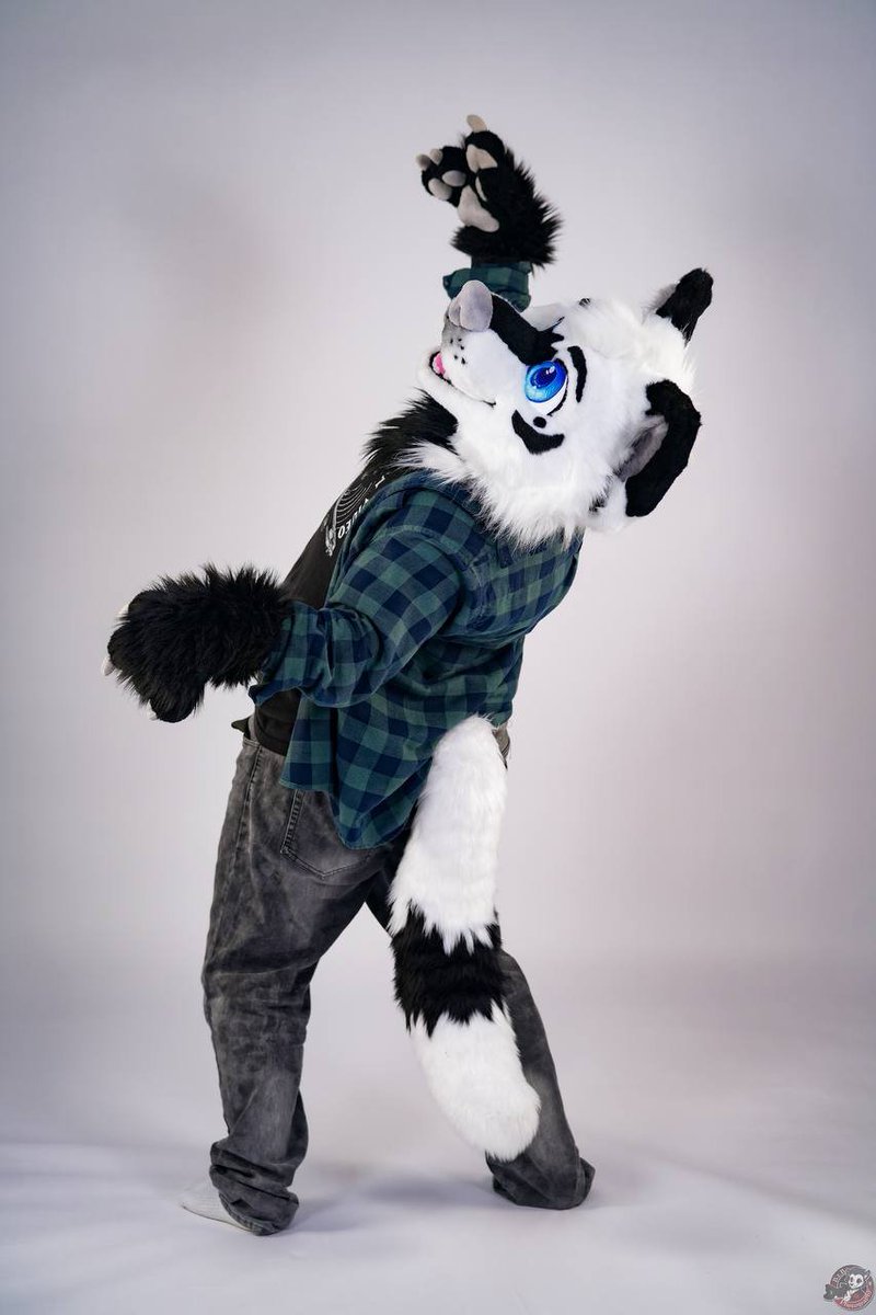 🧣𝐒𝐜𝐚𝐫𝐟! tweet media