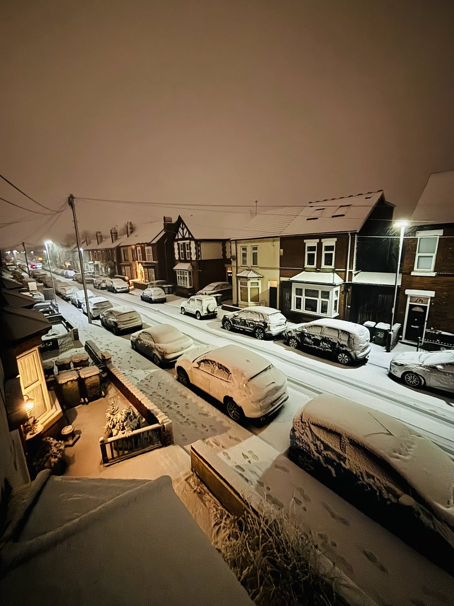 9pm Walsall <a href="/uksnowmap/">UK Snow Map</a>