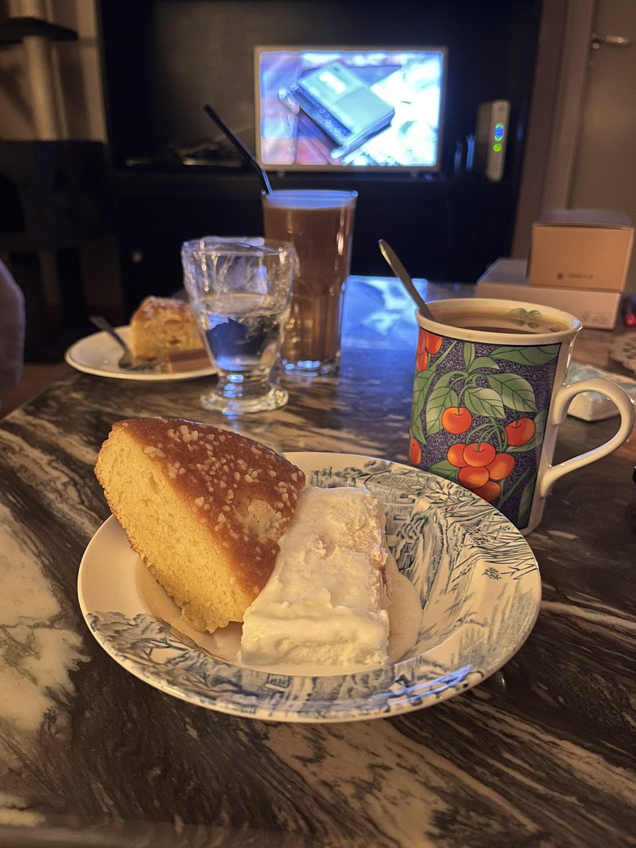 サボテン tweet media